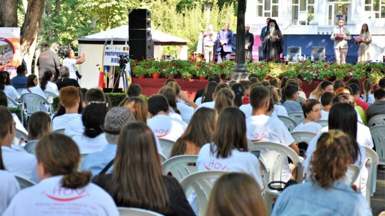 Vasluiul a găzduit Întâlnirea Tinerilor Ortodocși Vaslui, ediția a 3-a!