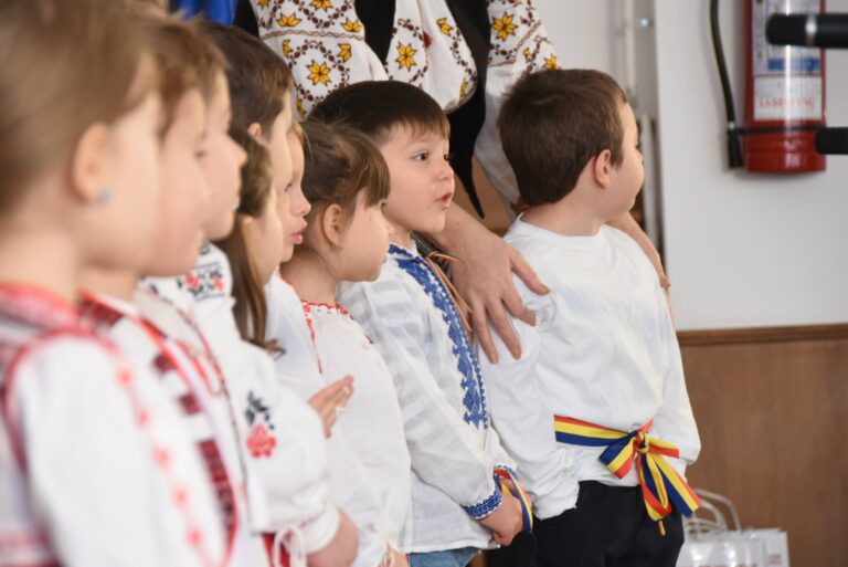 Colindători la Consiliul Județean Vaslui