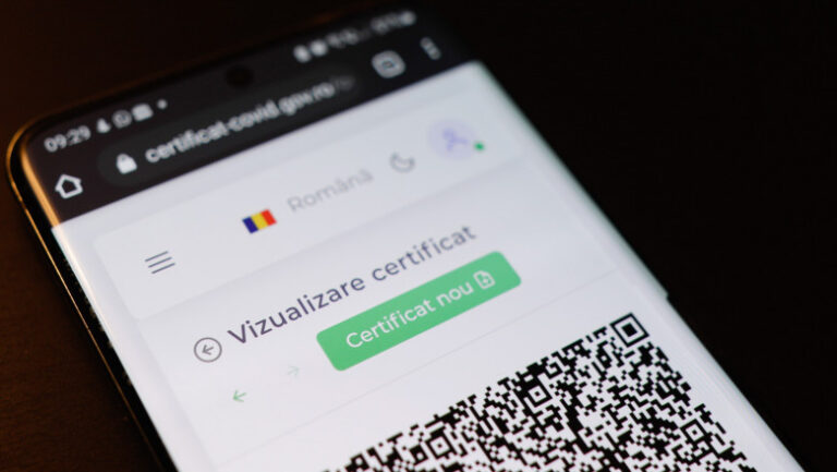 Premierul Ciucă spune că certificatul verde la locul de muncă nu va fi introdus până la sfârșitul anului