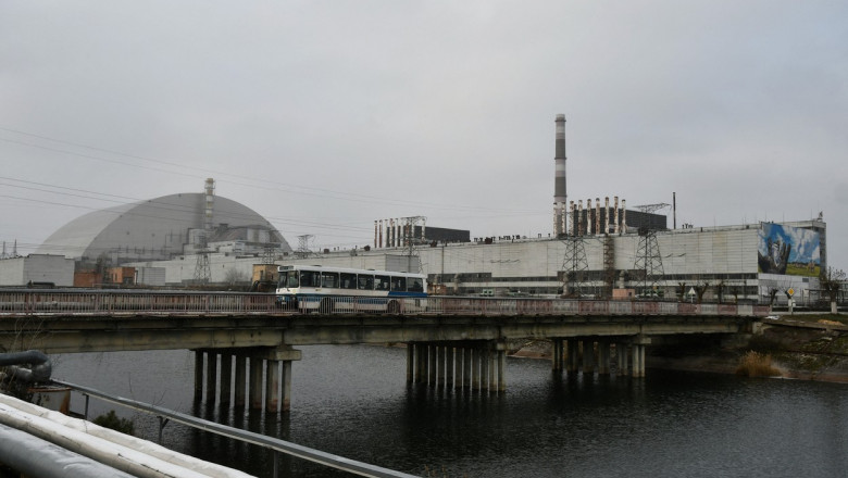 Oficiali ucraineni: Rușii "au jefuit şi distrus" un laborator de la Cernobîl