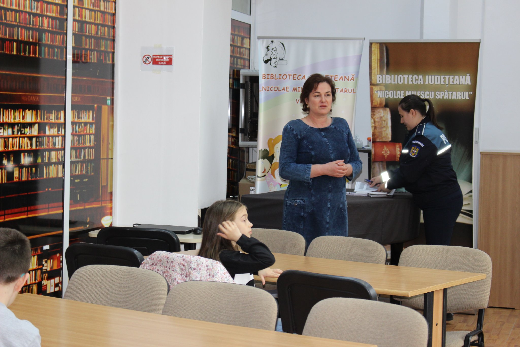 Campania ”Sărbători în siguranță” a avut loc la Biblioteca Județeană Vaslui