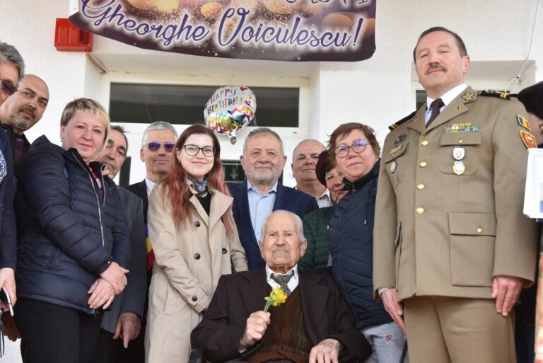 Cel mai longeviv veteran de război, sărbătorit de Consiliul Județean Vaslui