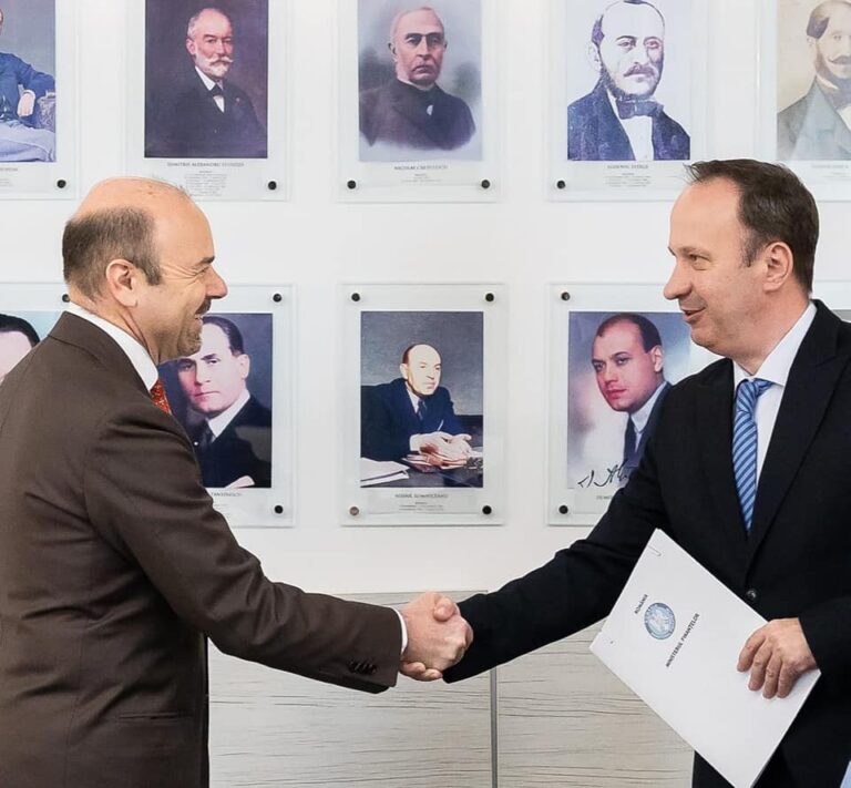 Ministrul Finanțelor a discutat cu Ambasadrul Republicii Italia la București despre perspectivele unor noi investiții italienești în România