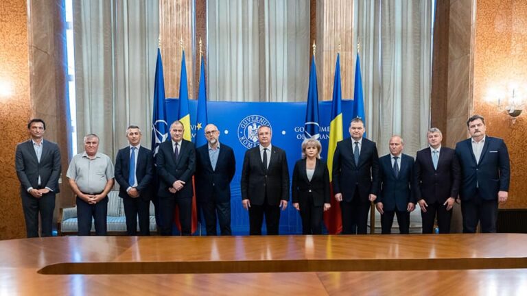 Primele contracte din România finanțate prin PNRR au fost semnate de Ministerul Dezvoltării