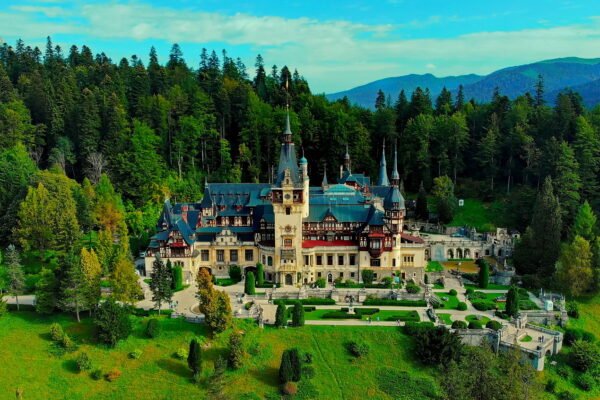 Castelul Peleș, printre obiectivele turistice promovate de MAT în cadrul PP-ITU
