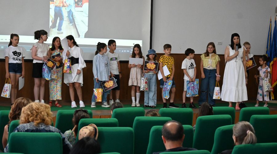 Primul film realizat de copiii din Vaslui a fost prezentat la Consiliul Județean Vaslui