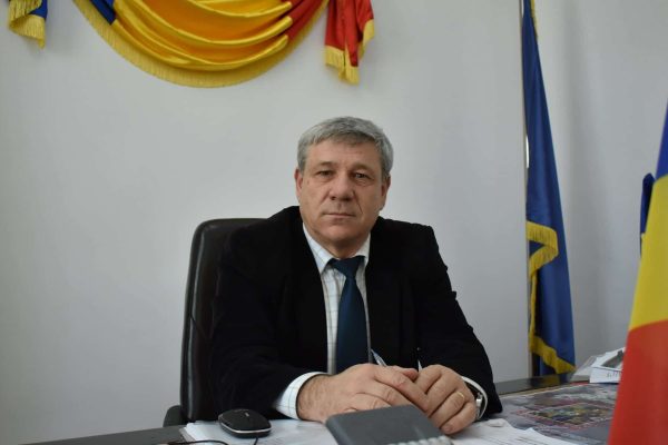 Primarul Bârladului, Dumitru Boroș, schimbă tabăra politică după 17 ani și optează pentru PSD în detrimentul PNL