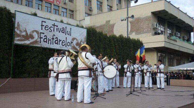 Festivalul Fanfarelor de la Pădureni