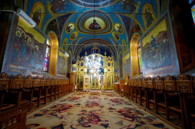 Biserica Ortodoxă Adormirea Maicii Domnului din Vaslui