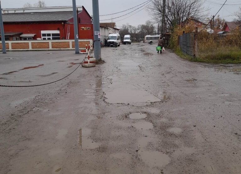 bărbat mort în autogara din Vaslui