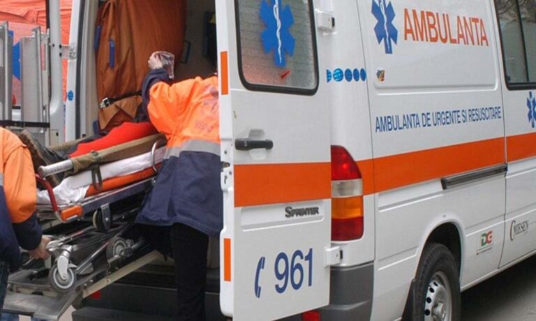 A ajutat salvatorii în pandemie, iar astăzi aceștia i-au salvat viața. Intervenție contracronometru a ambulanței în Vaslui