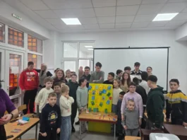 Atelier dedicat incluziunii sociale, organizat la Biblioteca Municipală „Mihai Ralea” din Huși atelier dedicat incluziunii sociale Huși