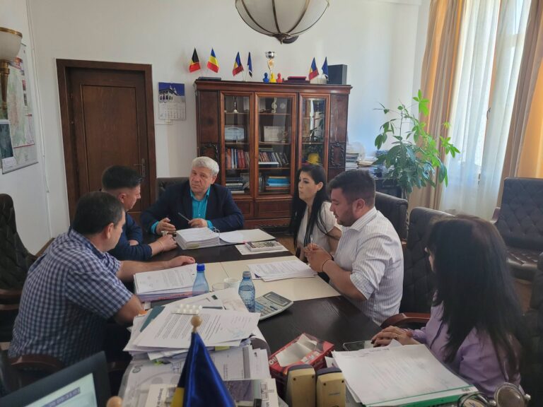 Investiție de aproape 12 milioane de lei într-o școală din Bârlad. A fost semnat contractul pentru modernizarea energetică a Școlii „George Tutoveanu”