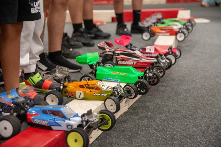 Elita automodelismului românesc s-a reunit la Vaslui. A început cea de-a XXXI-a ediție a Cupei Vasluiului
