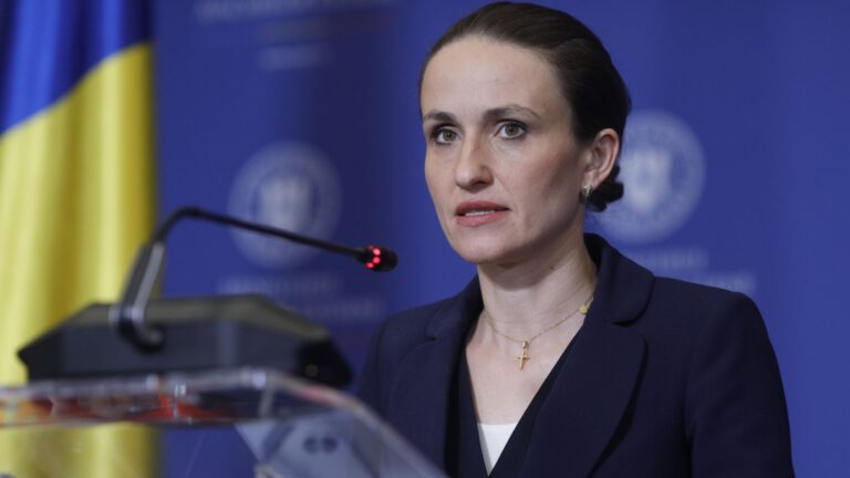 Oana Țoiu